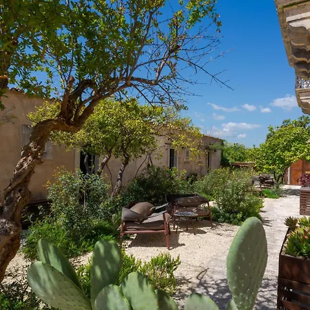 Baglio Siciliamo Hotel
