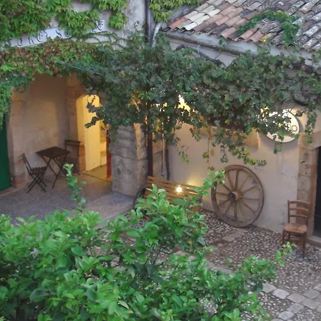 호텔 Baglio Siciliamo (adults Only) 3*
